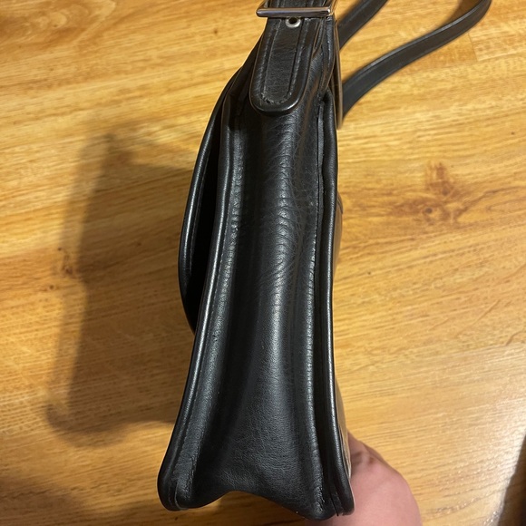 Vintage Coach Flap Front Shoulder Bag Crossbody Black Leather RARE - Picture 6 of 13